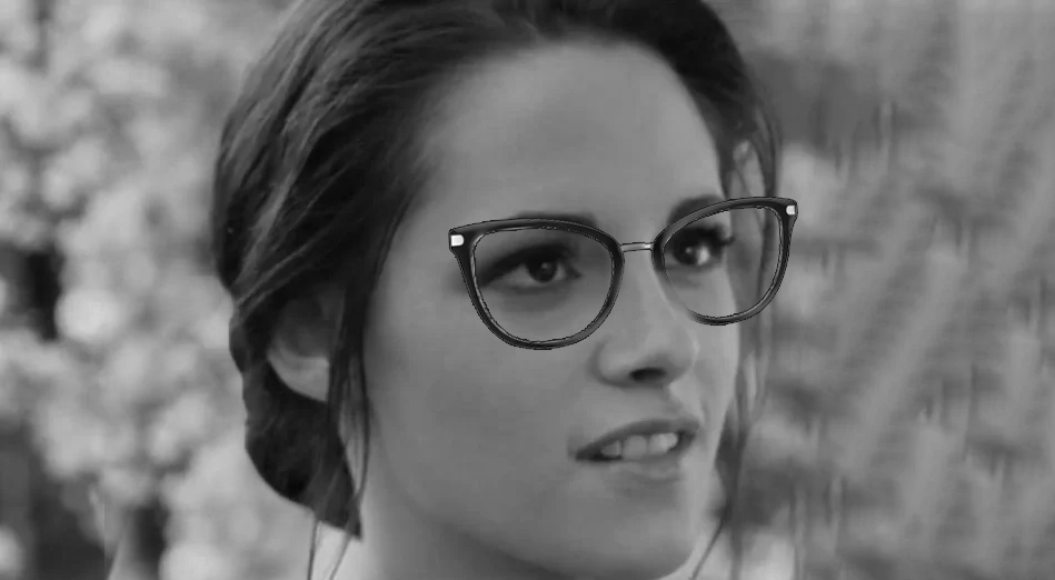 Kristen Stewart in Glasses as Lois Lane